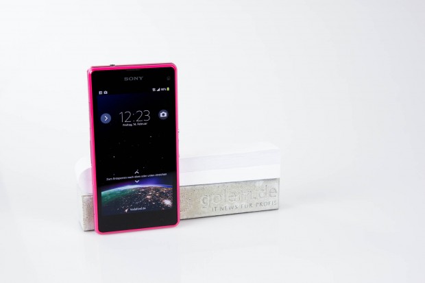 Das Display ist mit 4,3 Zoll kleiner als das des Xperia Z1, die restliche Hardware jedoch nahezu identisch. (Bild: Fabian Hamacher/Golem.de)